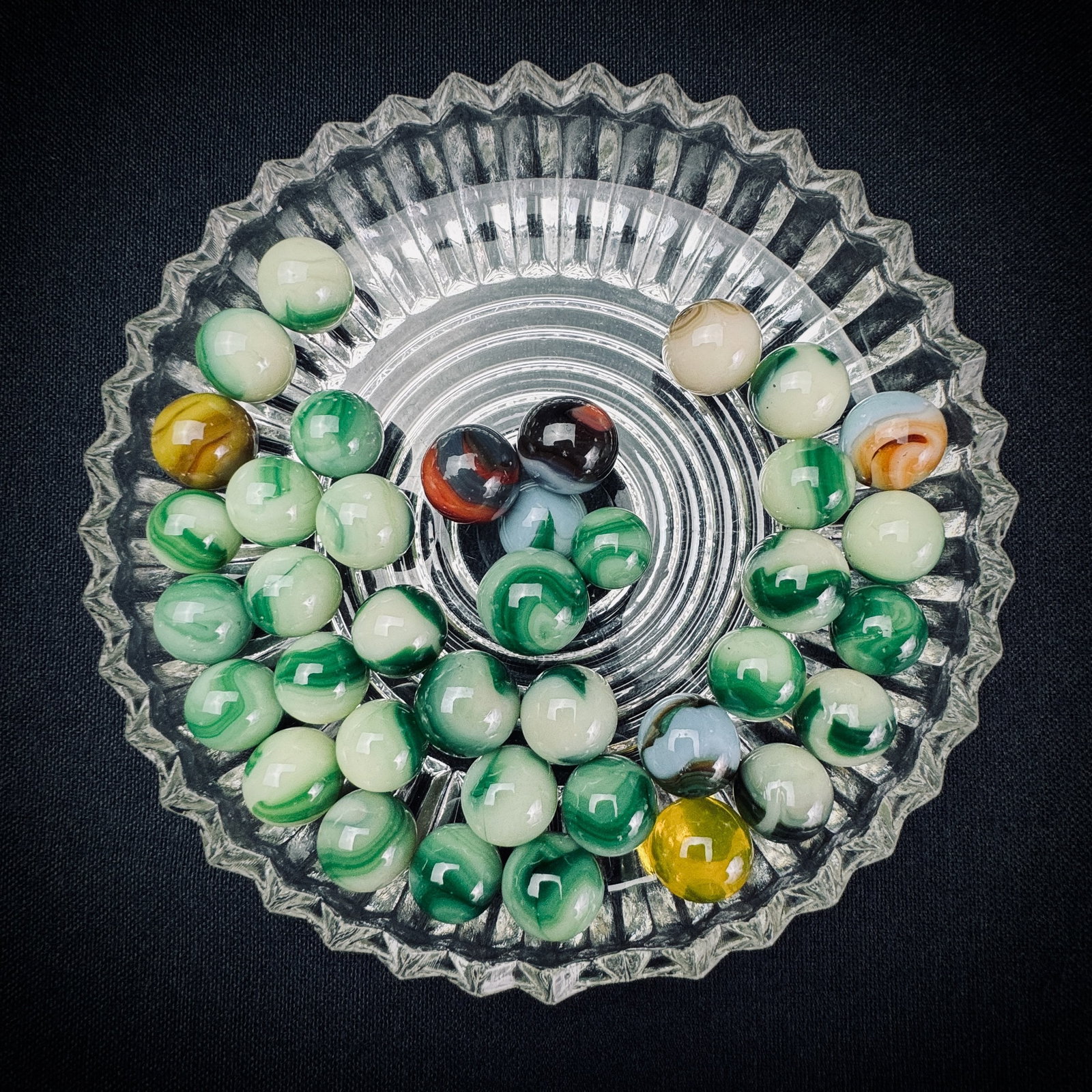 Lot of Vintage Glass Swirl Marbles (1 of 6)