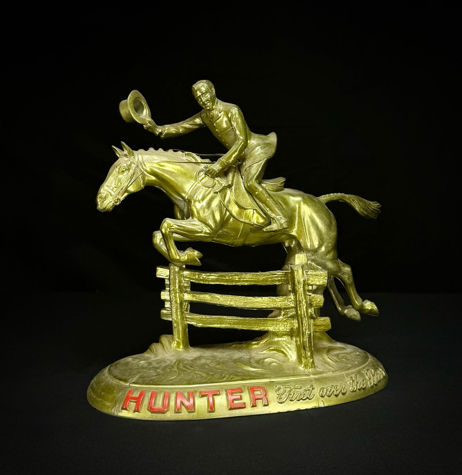 Hunter Whiskey "First Over the Bars" 1930s Cast Metal Bar Back (1 of 11)