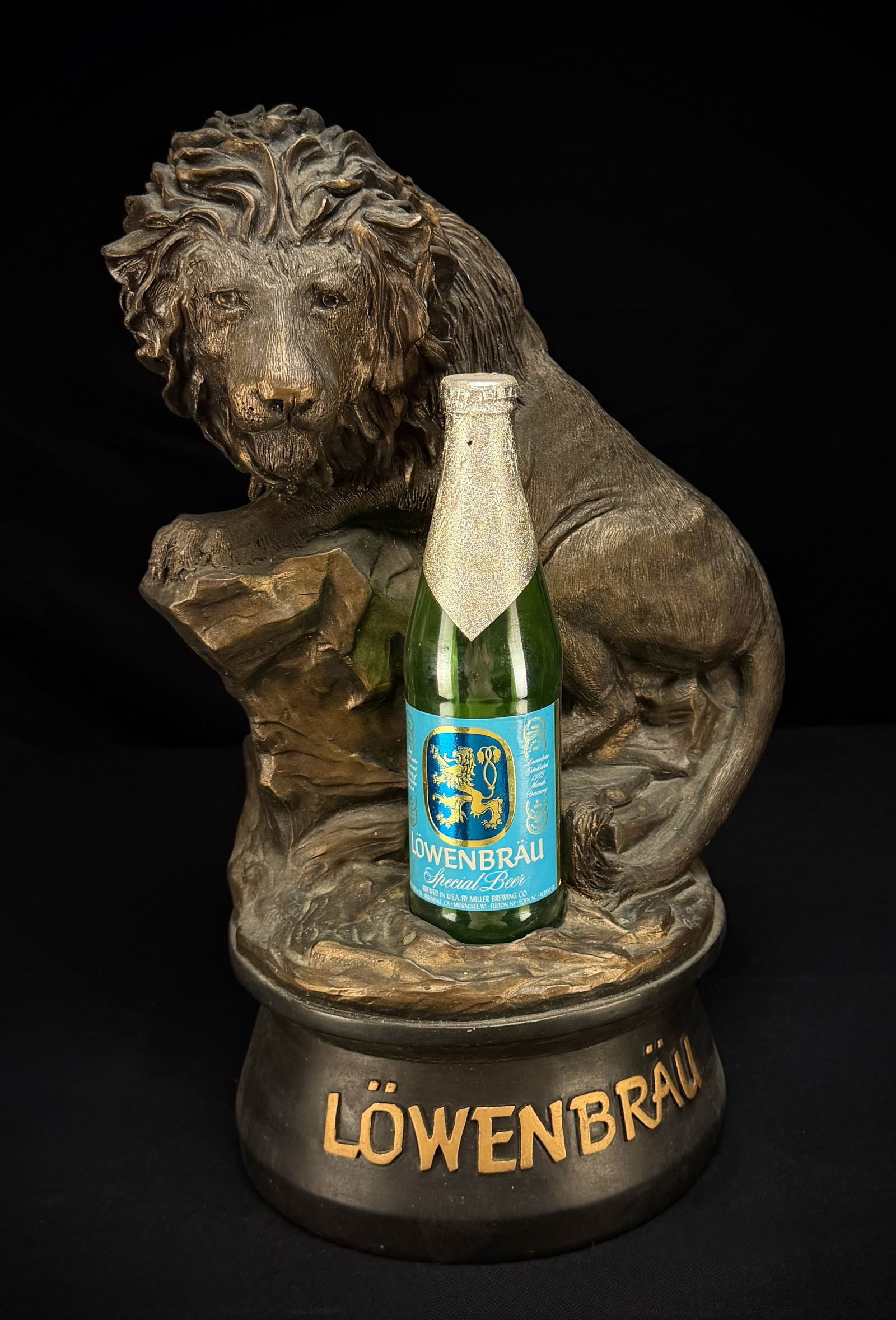Vintage Lowenbrau Lion Beer Advertising Statue (1 of 6)