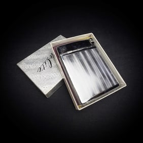 Vintage Royal Caselite Lighter Cigarette Case