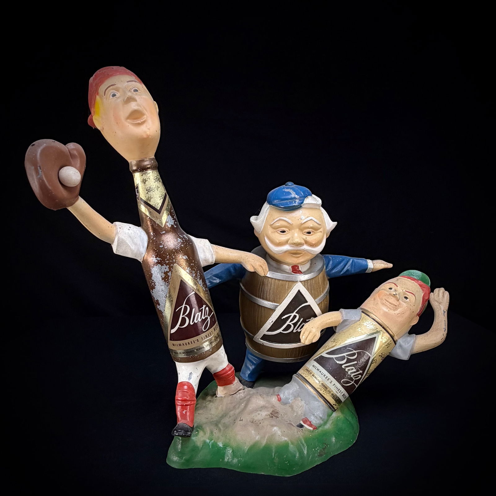 Vintage Cast Aluminum Blatz Beer Baseball Advertising Display 1950s (1 of 16)