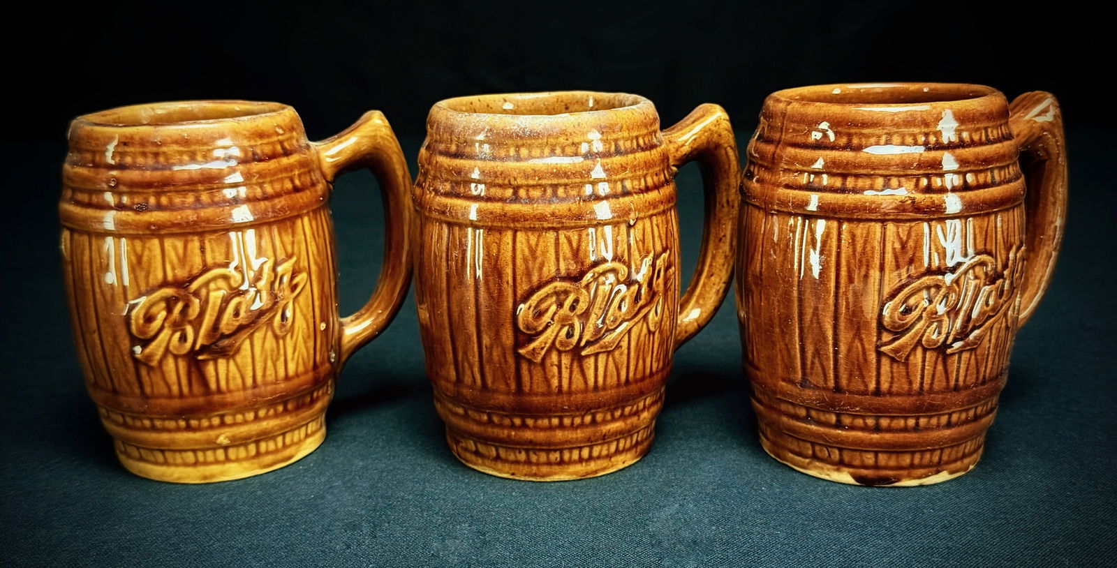 Set of 3 Vintage Pabst Ceramic Barrel Mugs (1 of 7)