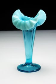 Opalescent Jack-in-the-Pulpit Glass Vase