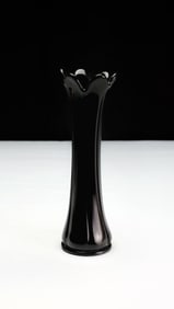 Black Amethyst Swung Bud Vase