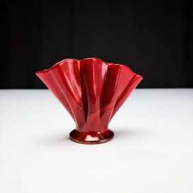 John Ree Mandarin Red Swirled Art Glass Vase