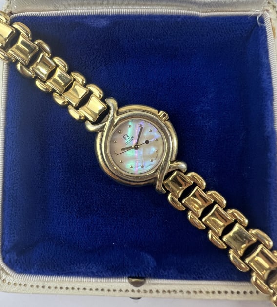 Vintage Swiss Made Fendi Designer Watch (1 of 6)