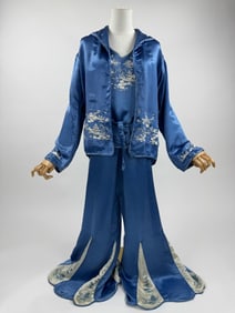 Antique Chinese 1920s Blue Silk Lounge Set