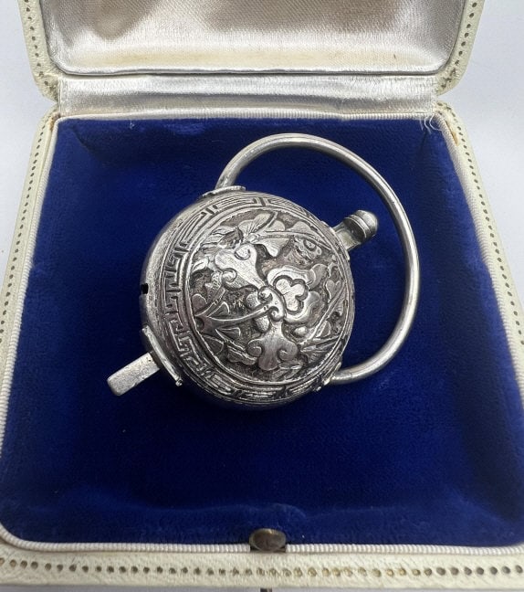 Antique Chinese Silver Padlock Design Pendant: Antique Chinese Silver Padlock Design Pendant. Repousse and engraved designs. Loop opens and insert can be removed, see photos. Measures 2.5 inches in length. This lot is apart of a lifetime collectio