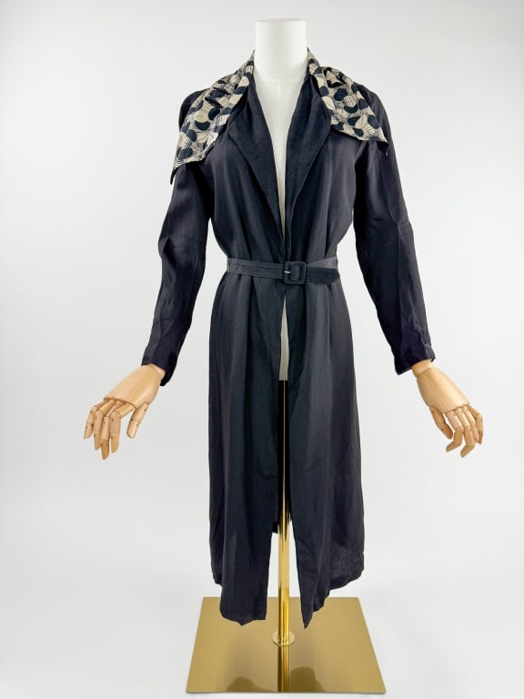 Vintage 1930s Art Deco Silk Belted Robe Jacket (1 of 9)