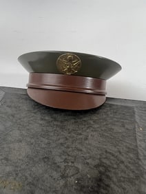 Antique WWII Era Bakelite Soldier's Hat Compact