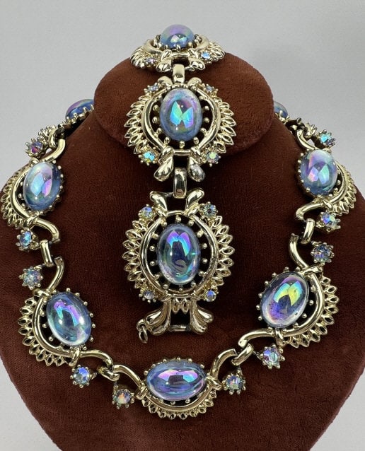 Coro Costume Jewelry Demi Parure Rhinestone Set (1 of 7)