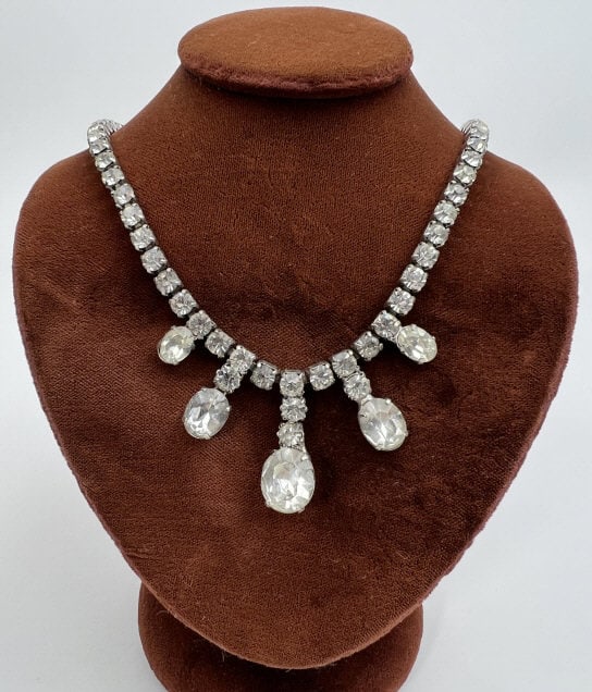 Vintage Joseph Wiesner Costume Jewelry Necklace: Vintage Joseph Wiesner Costume Jewelry Necklace. Signed. Silver tone metal with clear rhinestones. Measures 14.75 inches in length.