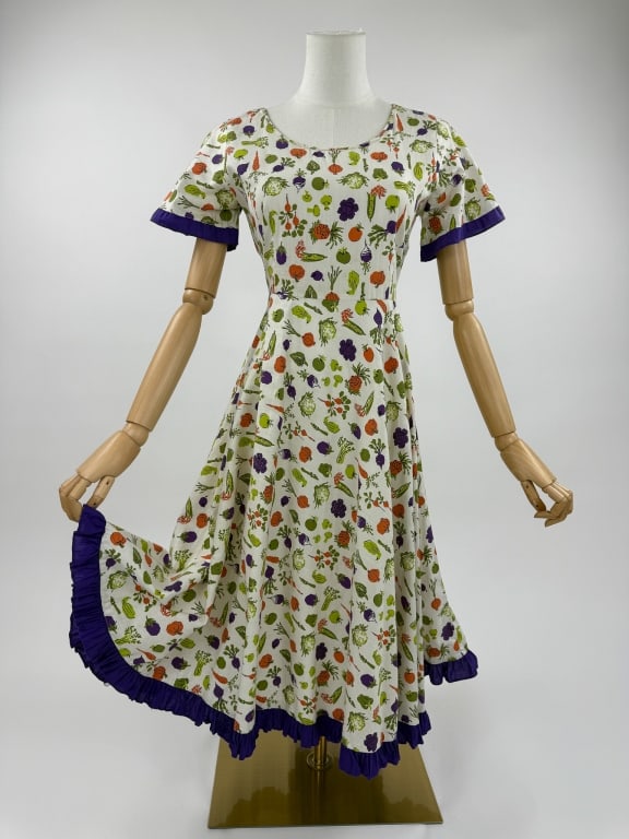 Vintage 1940s Cotton Vegetable Print Sun Dress (1 of 10)