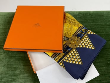Vintage French Hermes Paris Silk Scarf w Box