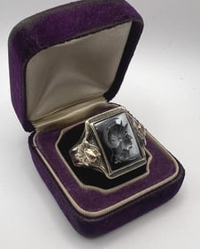 Antique 10kt Gold Sterling Hematite Intaglio Ring