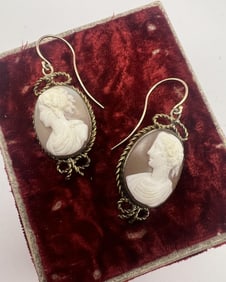 Antique Pair 19th C Shell Cameo 14kt Gold Earrings