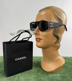 Vintage Chanel Black Quilted CC Logo Sunglasses