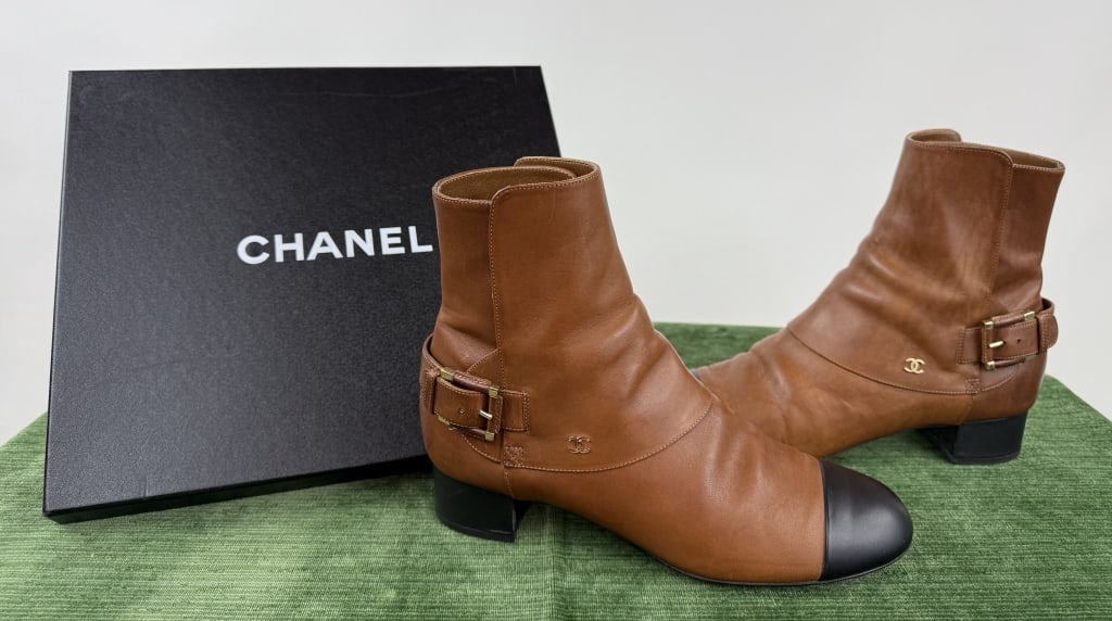 Chanel Brown & Black Leather CC Logo Moto Boots (1 of 11)