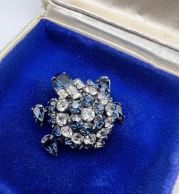 Vintage Costume Jewelry Schreiner Trembler Brooch