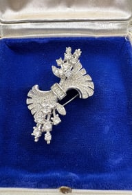 Vintage Costume Jewelry Pennino Rhinestone Brooch