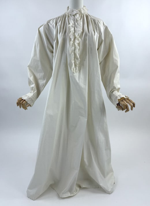 Antique Victorian Cotton Ruffle Night Gown Dress (1 of 15)