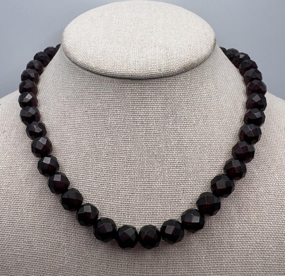 Estate Jewelry Vintage Cherry Amber Bead Necklace (1 of 9)