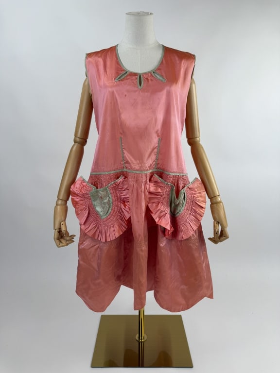 Antique 1920s Pink Silk Drop Waist Flapper Dress (1 of 16)