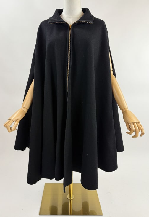 Vintage 1960s Barbara Voronoff Black Wool Cape (1 of 9)
