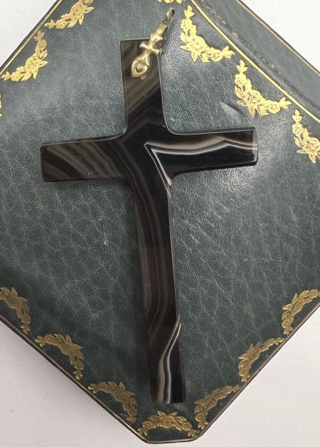 Antique 19th C Banded Black Agate Mourning Cross (1 of 8)