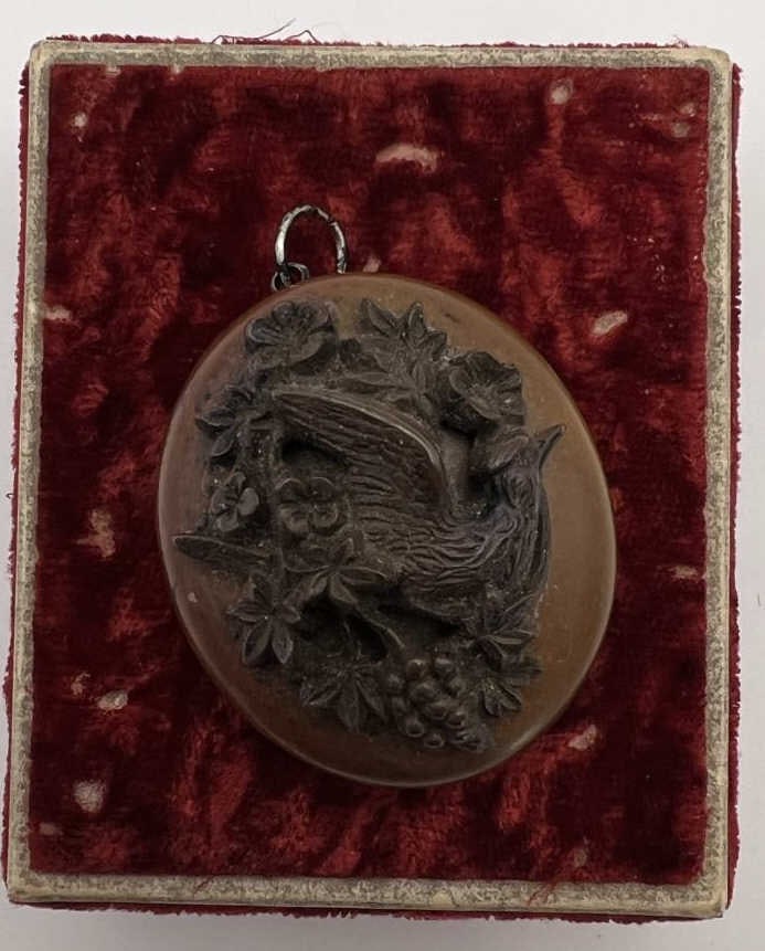 Antique 19th C Victorian Gutta Percha Bird Locket (1 of 11)