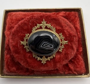 Antique 19th C Victorian Black Banded Agate Brooch