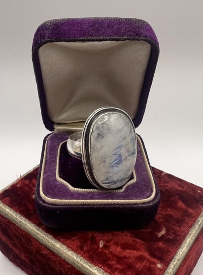 Sterling Silver & Large Moonstone Cabochon Ring (1 of 6)