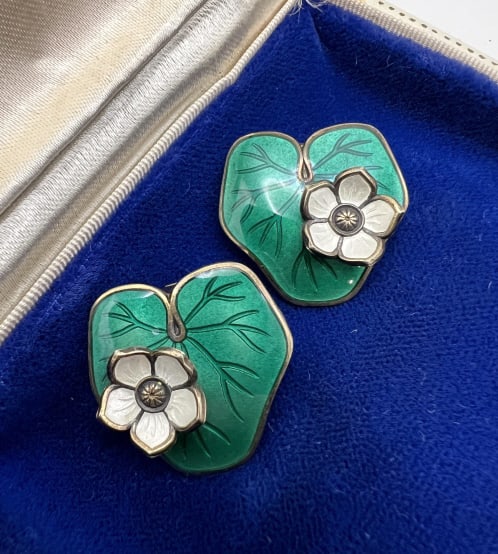 Estate David Andersen Norway Silver Enamel Earring: Estate Pair of David Andersen Norway Silver & Enamel Earrings. Lily pad and flower design. Signed and hallmarked. Each measures approximately 1 inch in length.