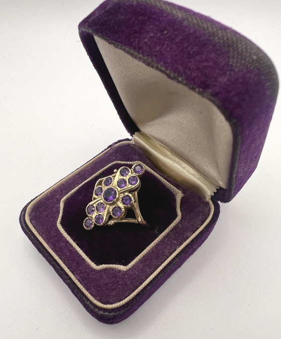 Estate English 9k Gold Amethyst Cluster Ring (1 of 7)