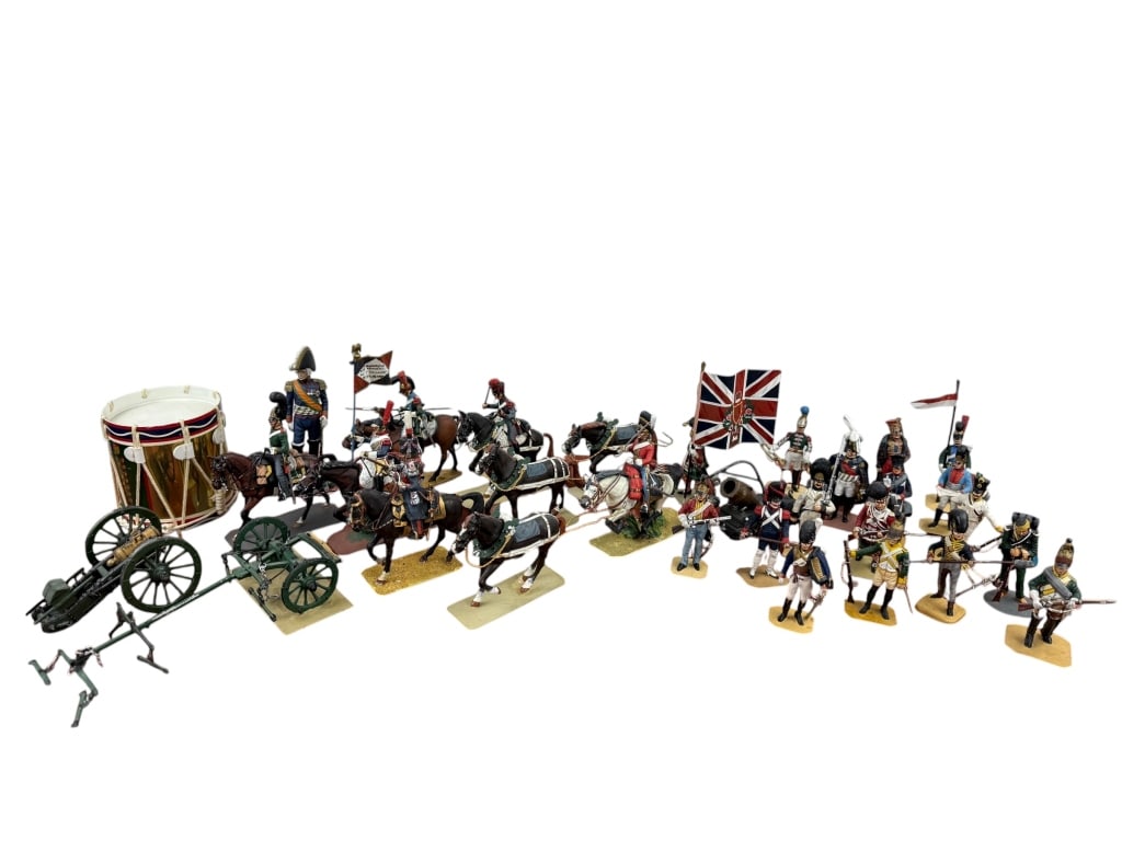 Charles C. Stadden 1919-2002 Miniature Soldiers: Charles C. Stadden 1919-2002 Miniature Soldiers. Collection of finely hand painted miniature military soldiers by Charles C. Stadden. Please see photos for measurements. According to his website, Chas