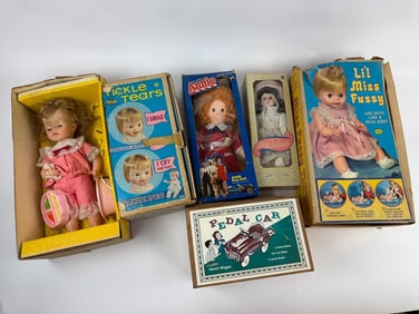 Collection Vintage Dolls & Toys in Original Boxes