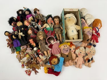 Collection of Vintage & Handmade Dolls & Toys