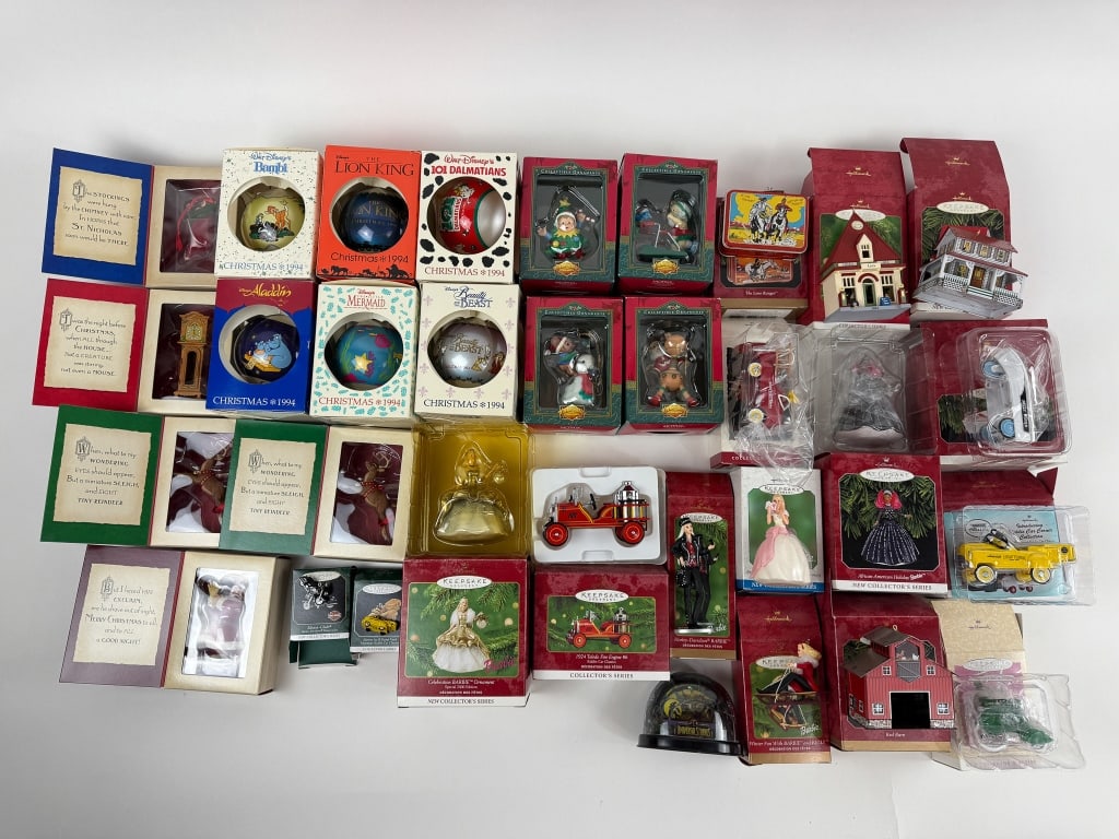 Collection Vintage New in Box Christmas Ornaments (1 of 8)