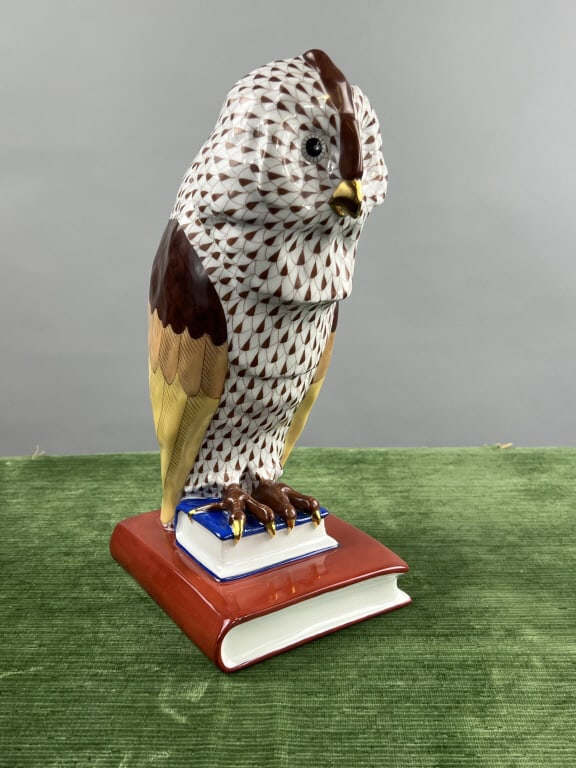 Herend Large Owl on Books from Scully & Scully: Herend Large Owl on Books from Scully & Scully. Measures approximately 12 inches in heigt. Original retail at Scully & Scully was $2,090. Beautiful condition with no damages.