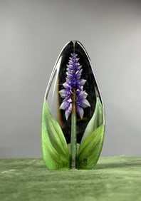 Vintage Mats Jonasson Swedish Art Glass Statue