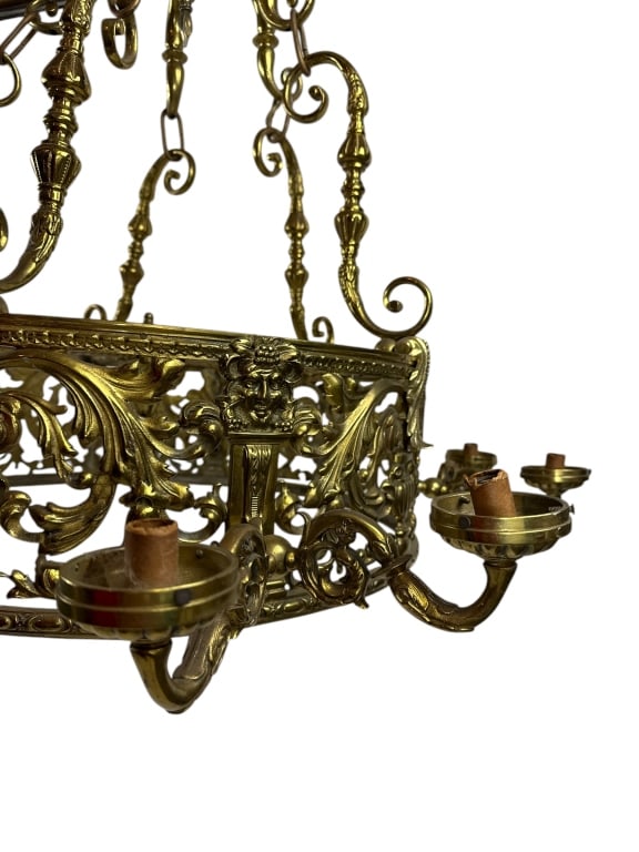 Impressive Bas Relief Ormolu 10 Arm Chandelier - 5