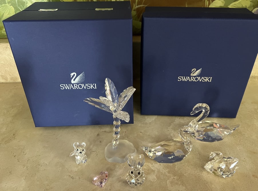 Collection Swarovski Crystal Decorative Figurines (1 of 6)