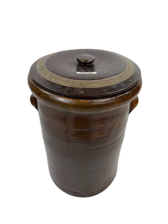 Large Scale Antique American Stoneware Crock (1 of 10)