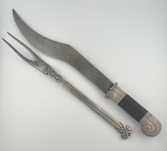 Impressive Hector Aguilar Sterling Carving Set: Impressive Vintage Hector Aguilar Sterling Carving Set. Finely constructed sterling silver handled and iron tong fork, together with a sterling silver carved wood and steel blade knife made by Taxco