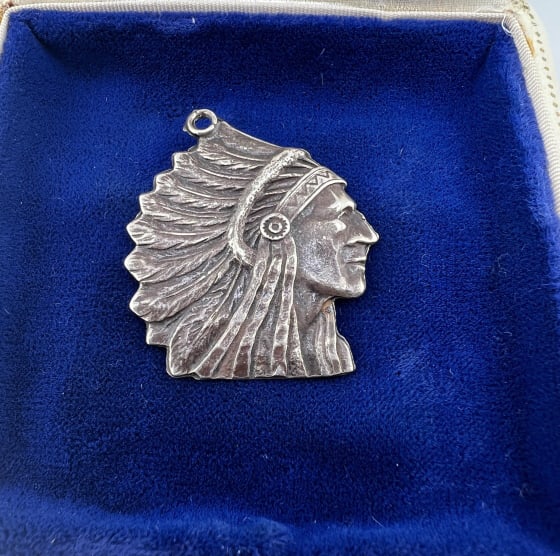 Vintage Sterling Native American Chief Pendant (1 of 7)