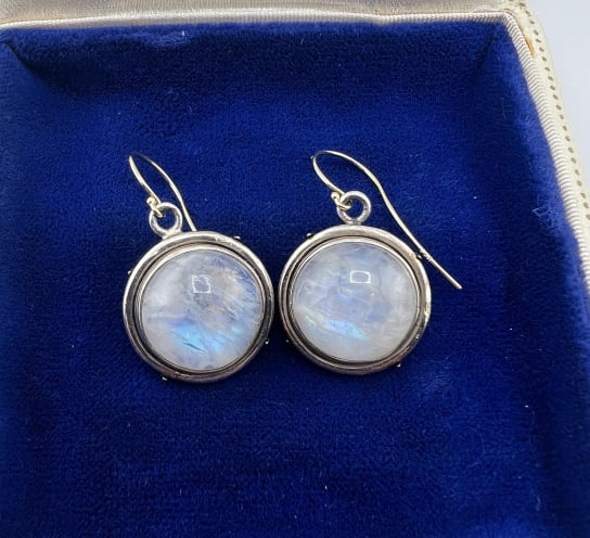 Estate 14KT Gold Moonstone Cabochon Earrings (1 of 9)