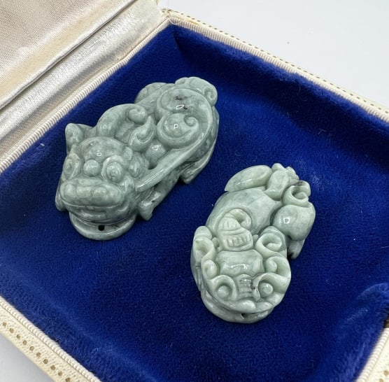 Two Chinese Carved Jade Foo Dragon Pendants (1 of 6)