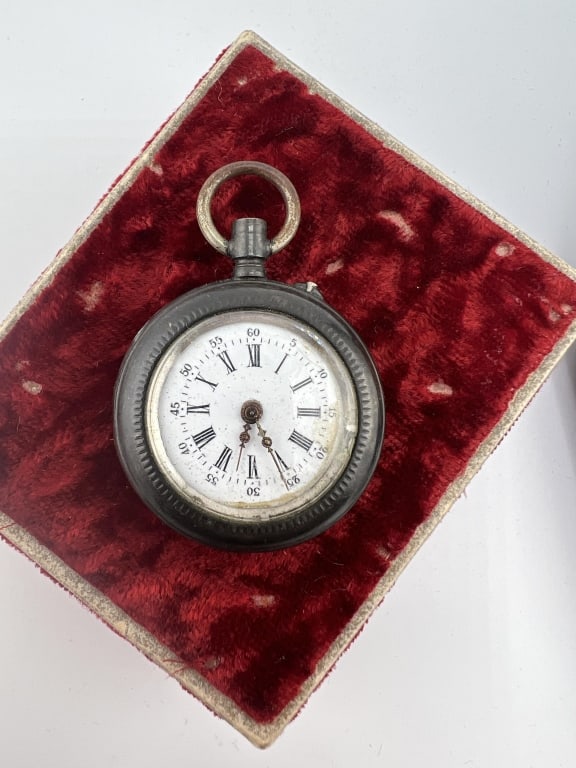 Antique Silver Swiss Made Ladies Pocket Watch (1 of 10)