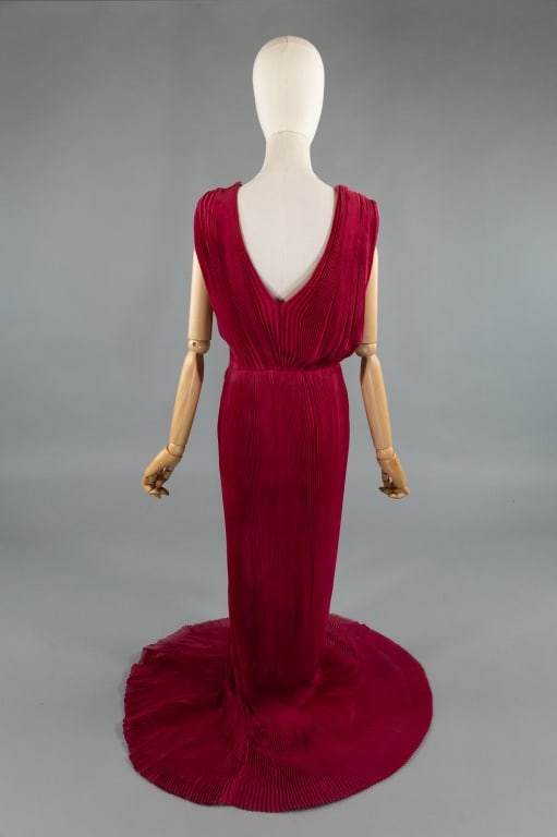 Vintage 1960s Balenciaga Accordion Pleat Gown - 8