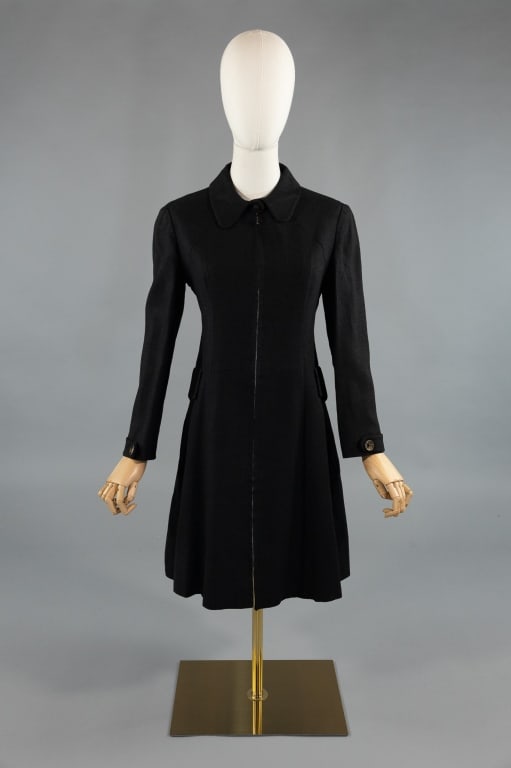 Vintage 1960s Jean Muir Black Linen Mod Coat Dress: Vintage 1960s Jean Muir Black Linen Zip Front Mod Coat Dress. A-line shape with faux pocket flaps at hips. Buttons at cuffs and at back belt. Zips open at front. Fully lined. Labeled Jean Muir Henri B